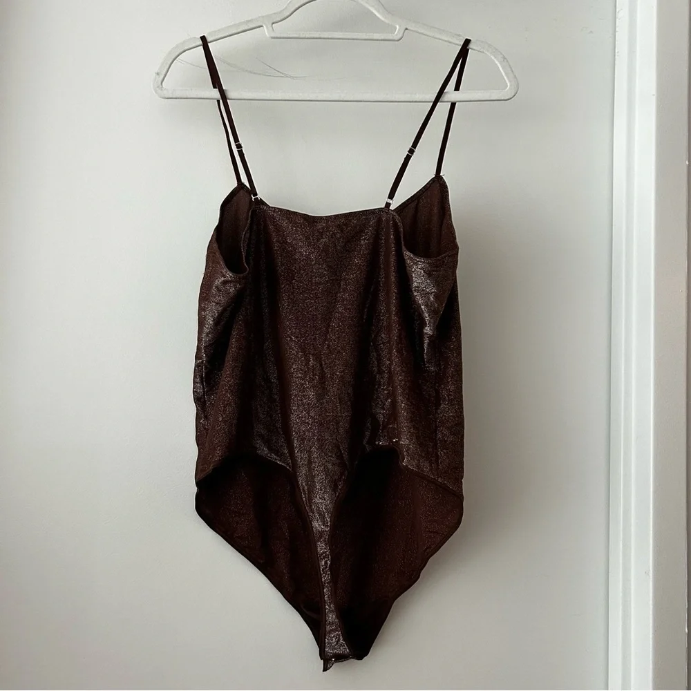 NWT SKIMS brown shimmery bodysuit‎